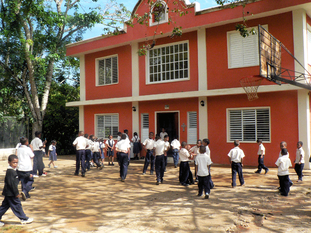 La Gina - Escuela del Niño Jesús